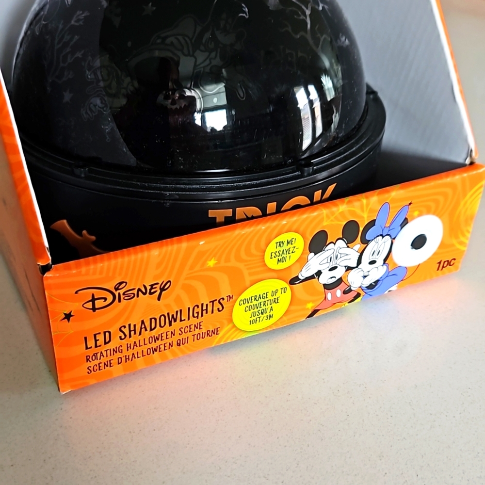 NWT Disney Halloween Mickey LED Rotating Light Display